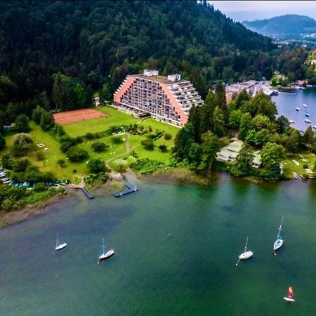 Apartment Am Ossiachersee Mit Eigenem Seezugang Landskron ภายนอก รูปภาพ