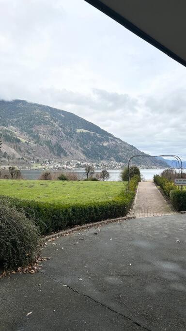 Apartment Am Ossiachersee Mit Eigenem Seezugang Landskron ภายนอก รูปภาพ