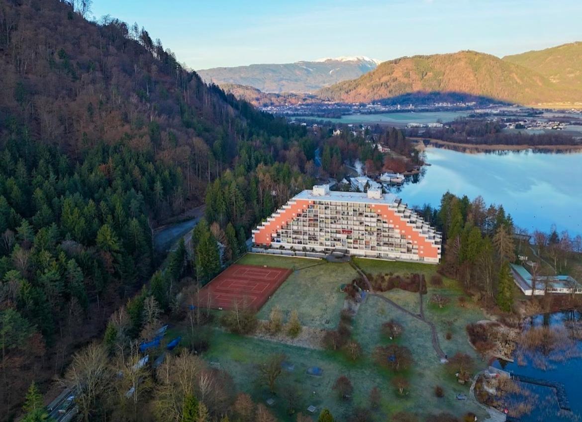 Apartment Am Ossiachersee Mit Eigenem Seezugang Landskron ภายนอก รูปภาพ